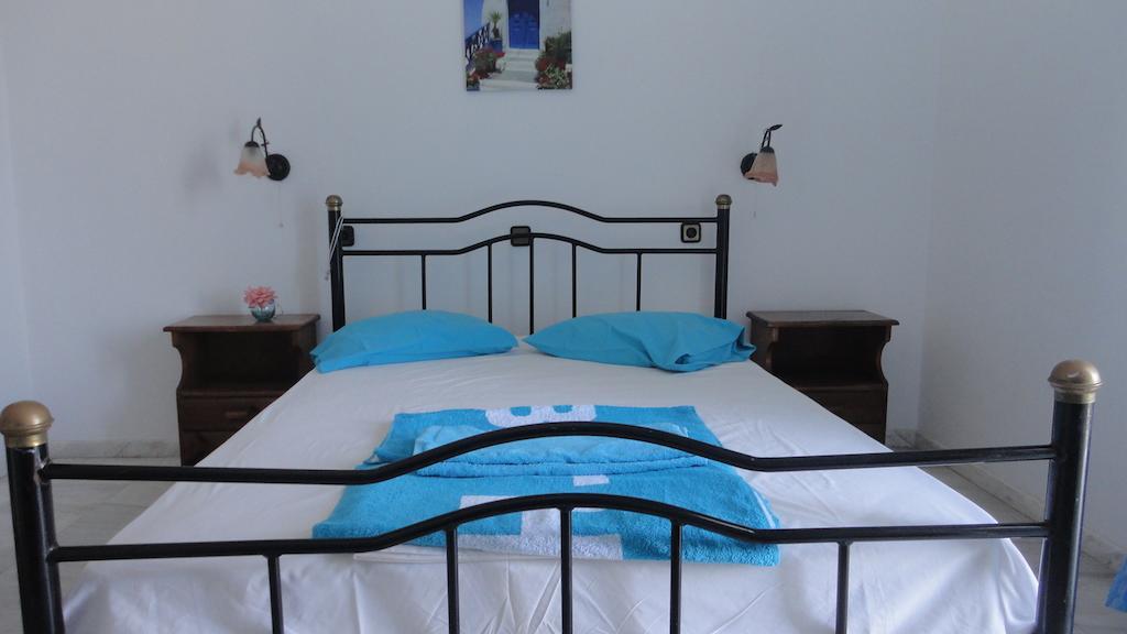 Casa Di Giorgio Appartement Nikiana Kamer foto